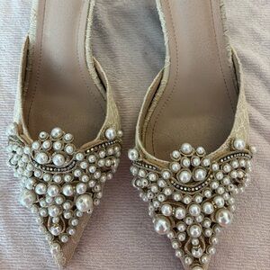 Elegant Pearl Embellished Women's Shoes